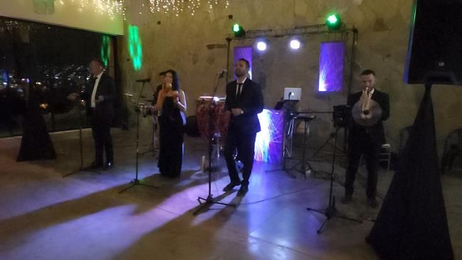 Trío musical en evento